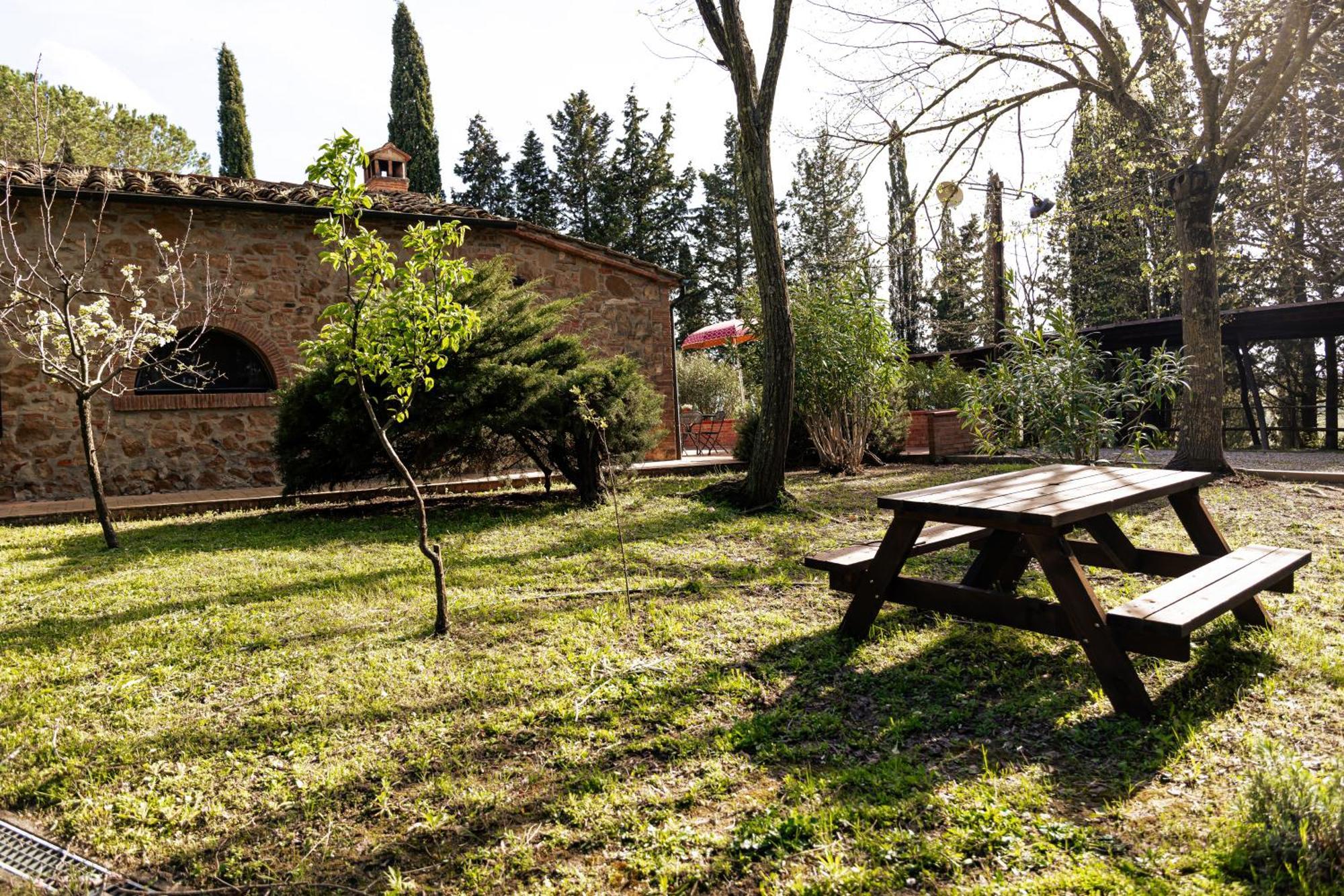 Borgo Il Poggio Agritourismo Villa Montaione Exterior photo